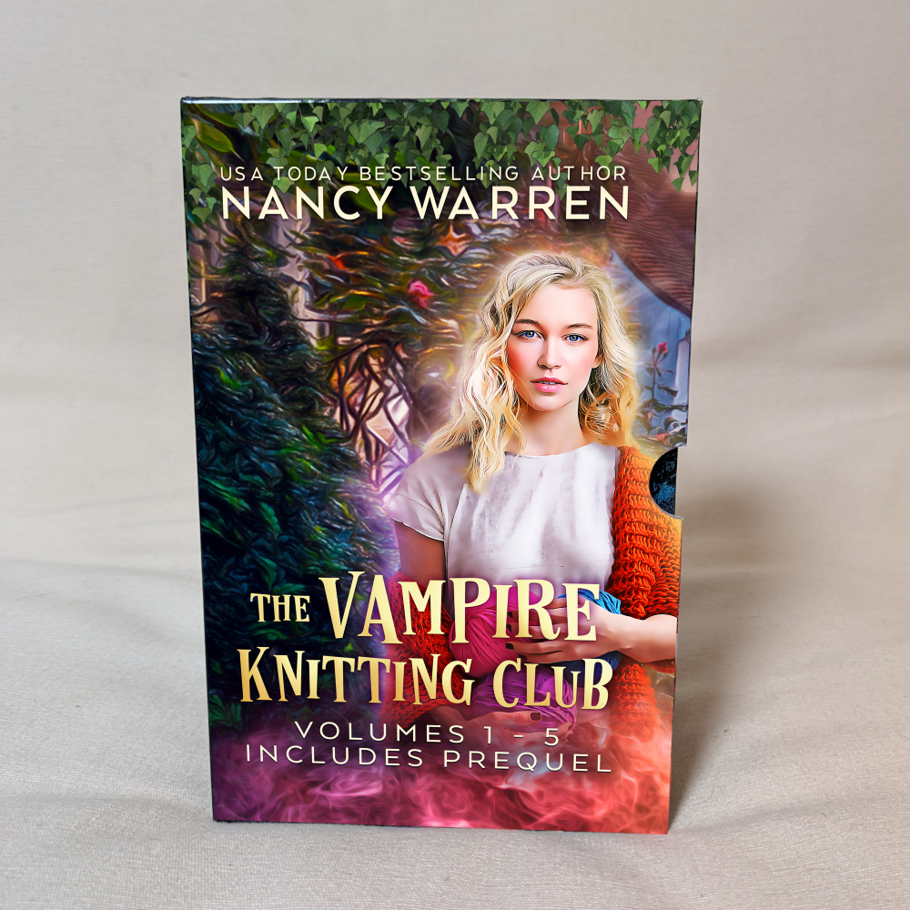 Book cover of 'The Vampire Knitting Club' by Nancy Warren on a light gray background